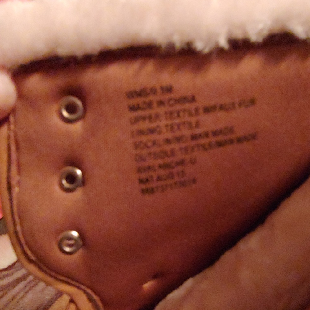 Fur platform boots - Picture 3 of 4